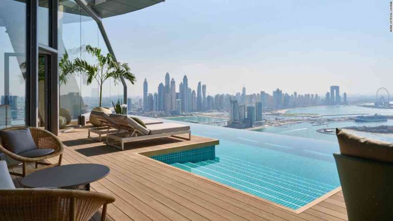 The world's most expensive infinity pool was, until now, empty