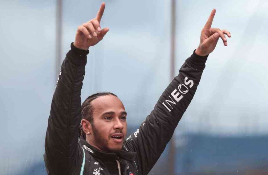 Motor Racing: Lewis Hamilton wins Formula One Championship